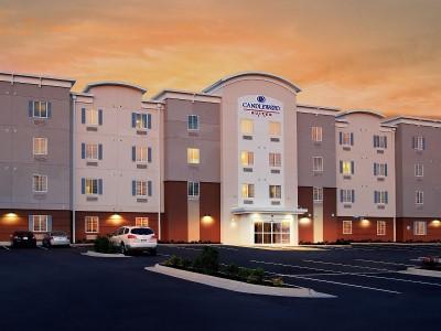 Candlewood Suites North Little Rock, An Ihg Hotel Екстер'єр фото